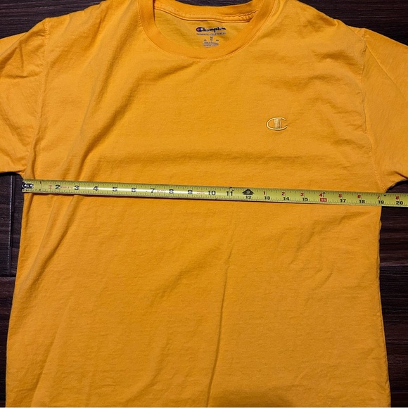 Champion‎ Men’s Shirt Yellow Gold Medium Short Sleeve - Picture 7 of 8